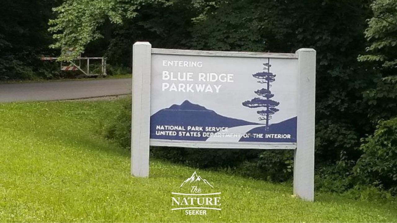 blue ridge parkway sign on the appalachian mountains