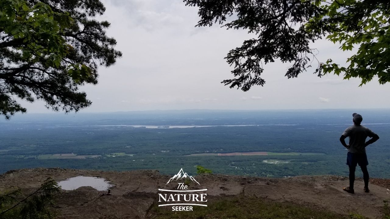 incredible scenic overlook in the catskill mountains