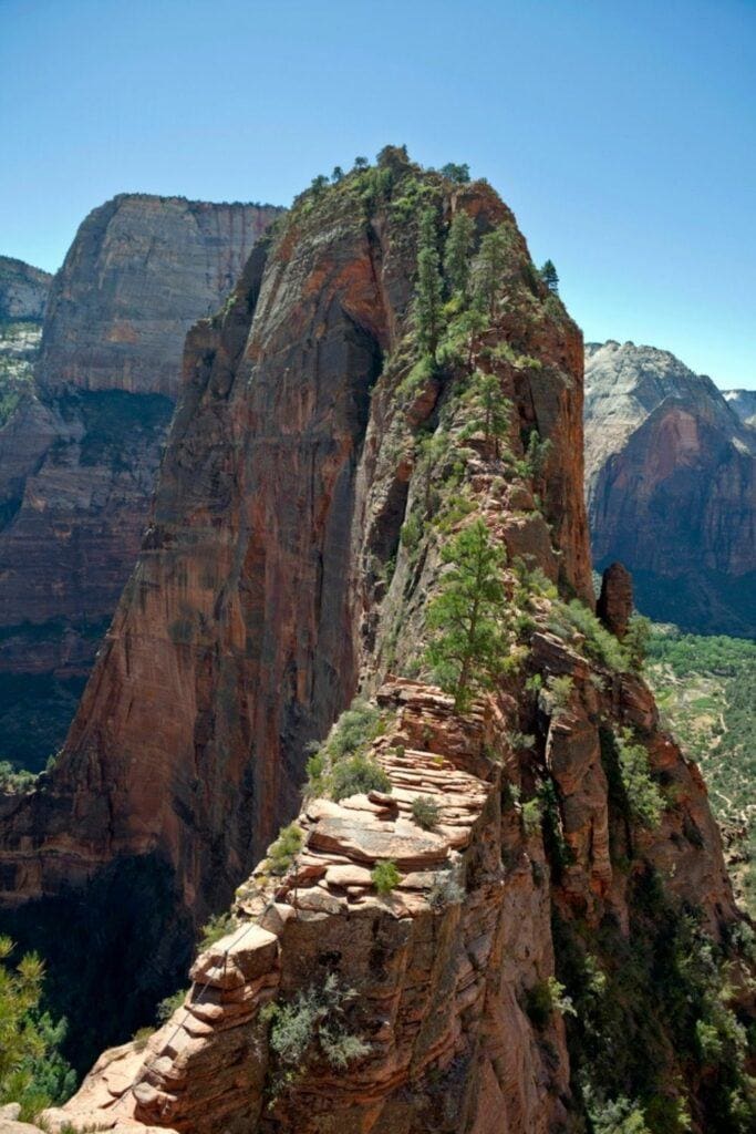 How Dangerous is The Angels Landing Hike And Should You go?