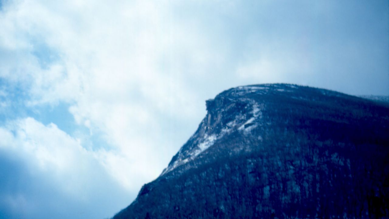 old man of the mountain in cannon mountain new hampshire