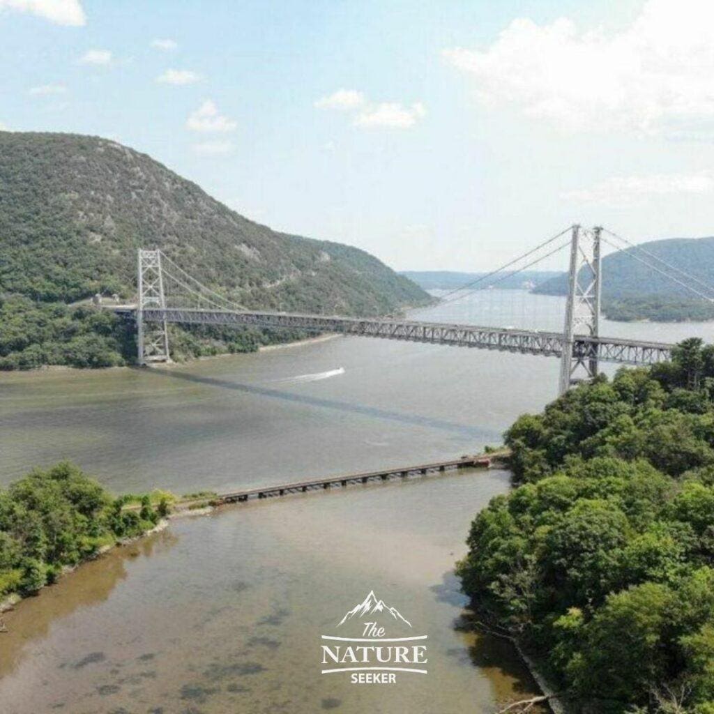 hudson valley scenic drive in new york state purple heart memorial bridge