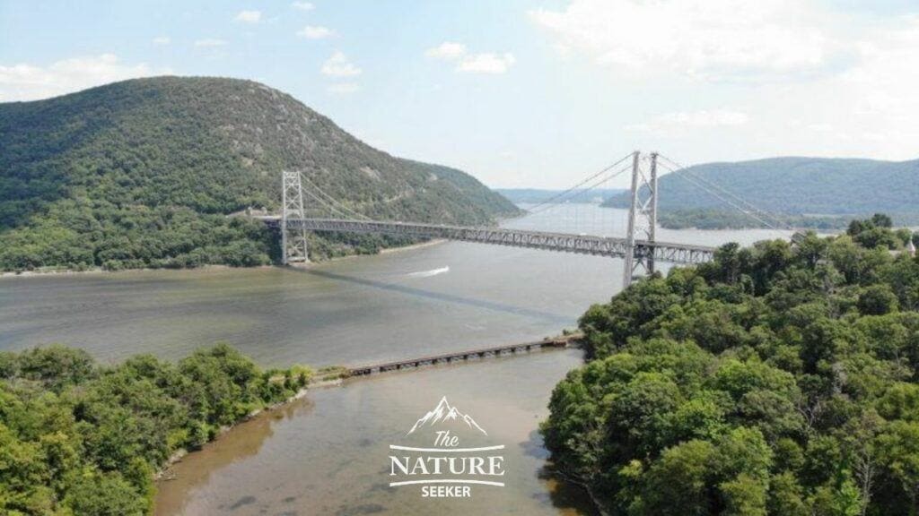 purple heart memorial bridge nature spot near new york city