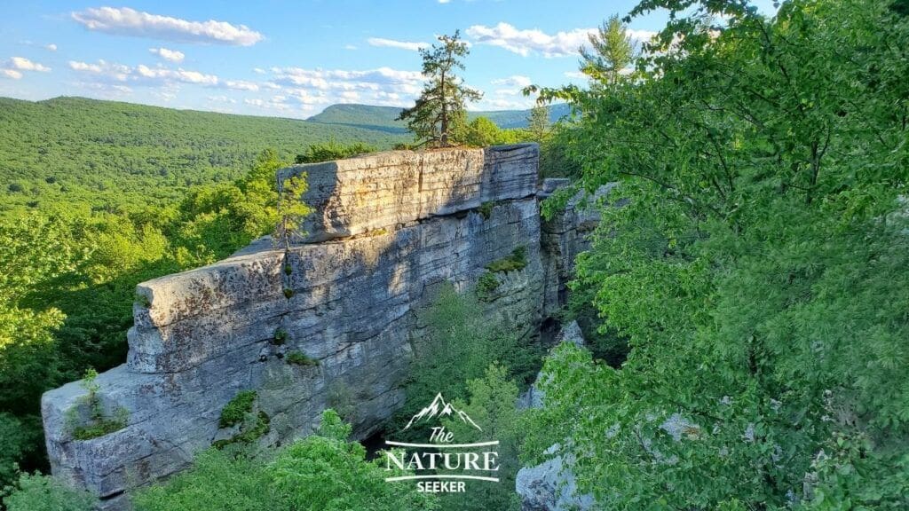 mohonk preserve lost city loop hiking trail