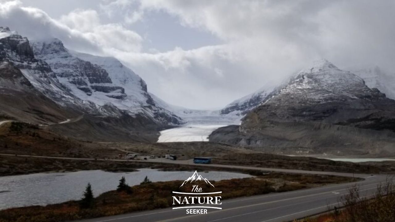 places to see on icefields parkway Athabasca Glacier 03