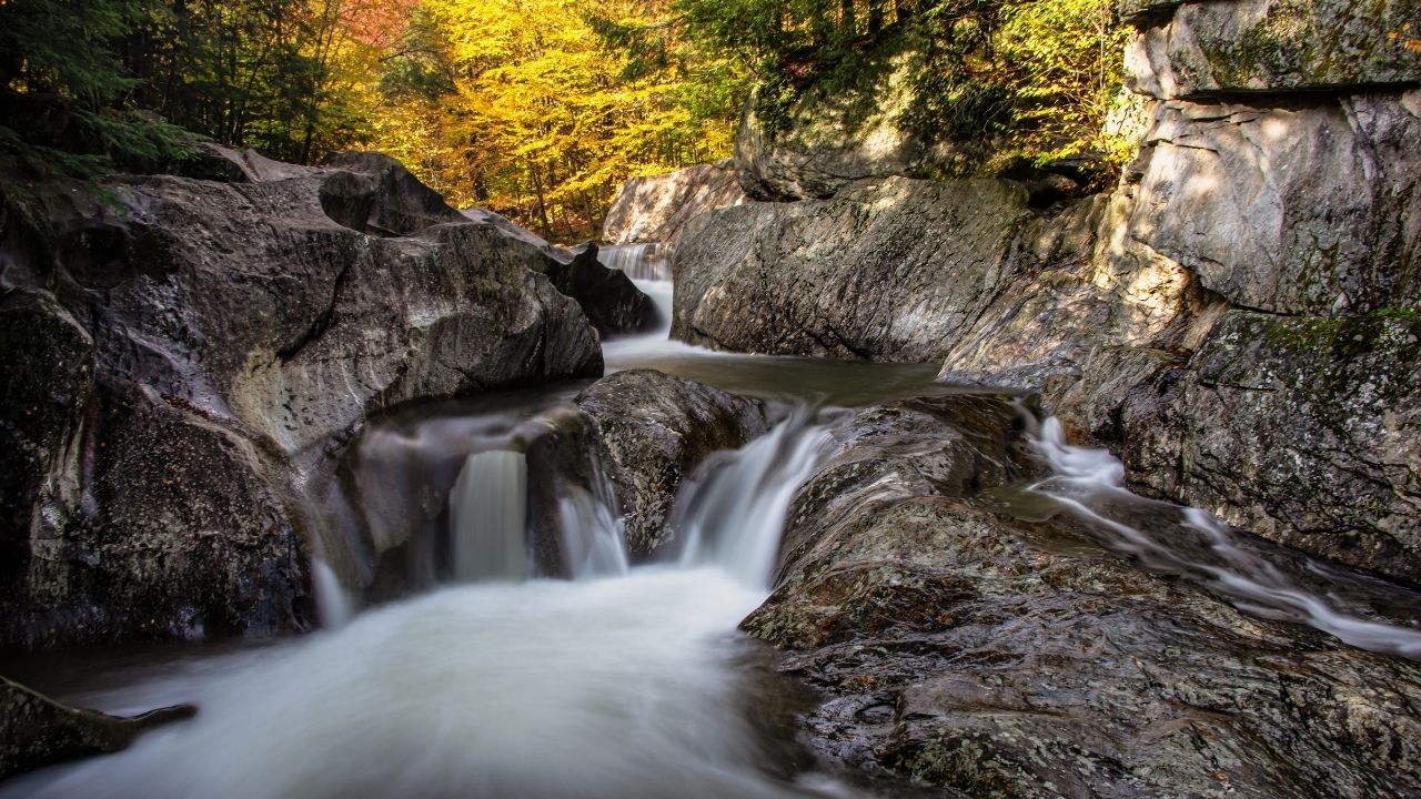 warren falls green mountain national forest | The Nature Seeker