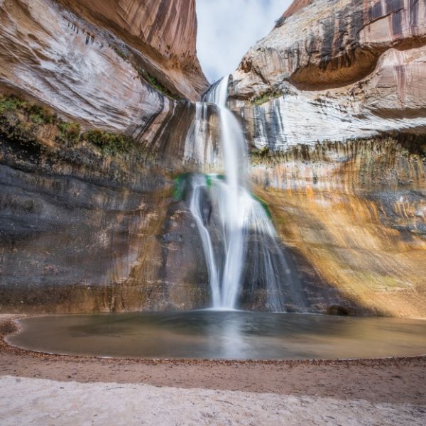 beach waterfall in utah 03