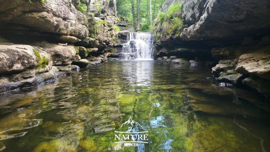 split rock of coxing hill swimming hole catskills