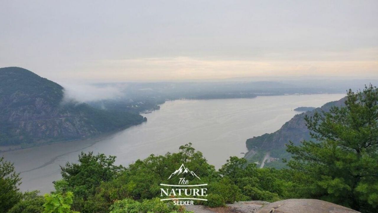 bull hill short loop trail hudson highlands state park 03