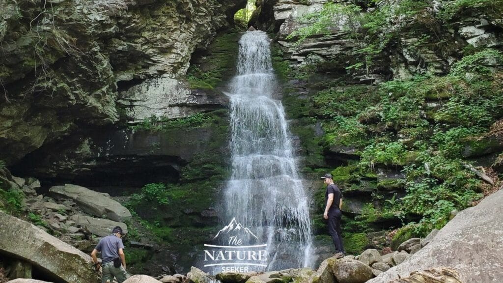 long path hike in catskill mountains 07