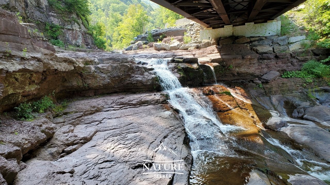 waterfall in the catskills on boulder rock trail