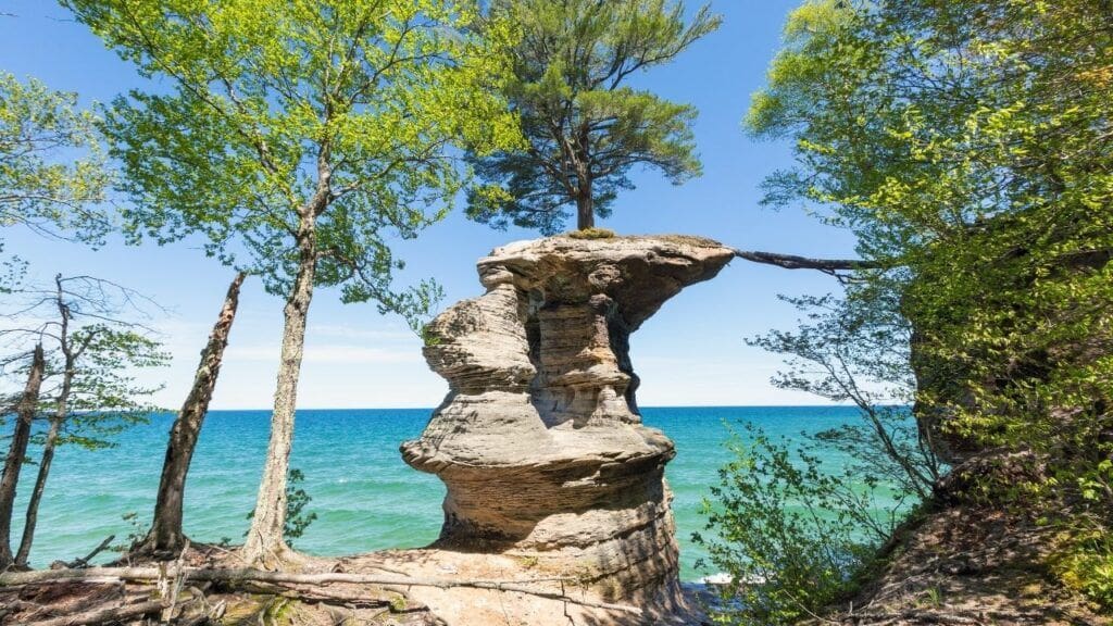 chapel rock pictured rocks national lakeshore