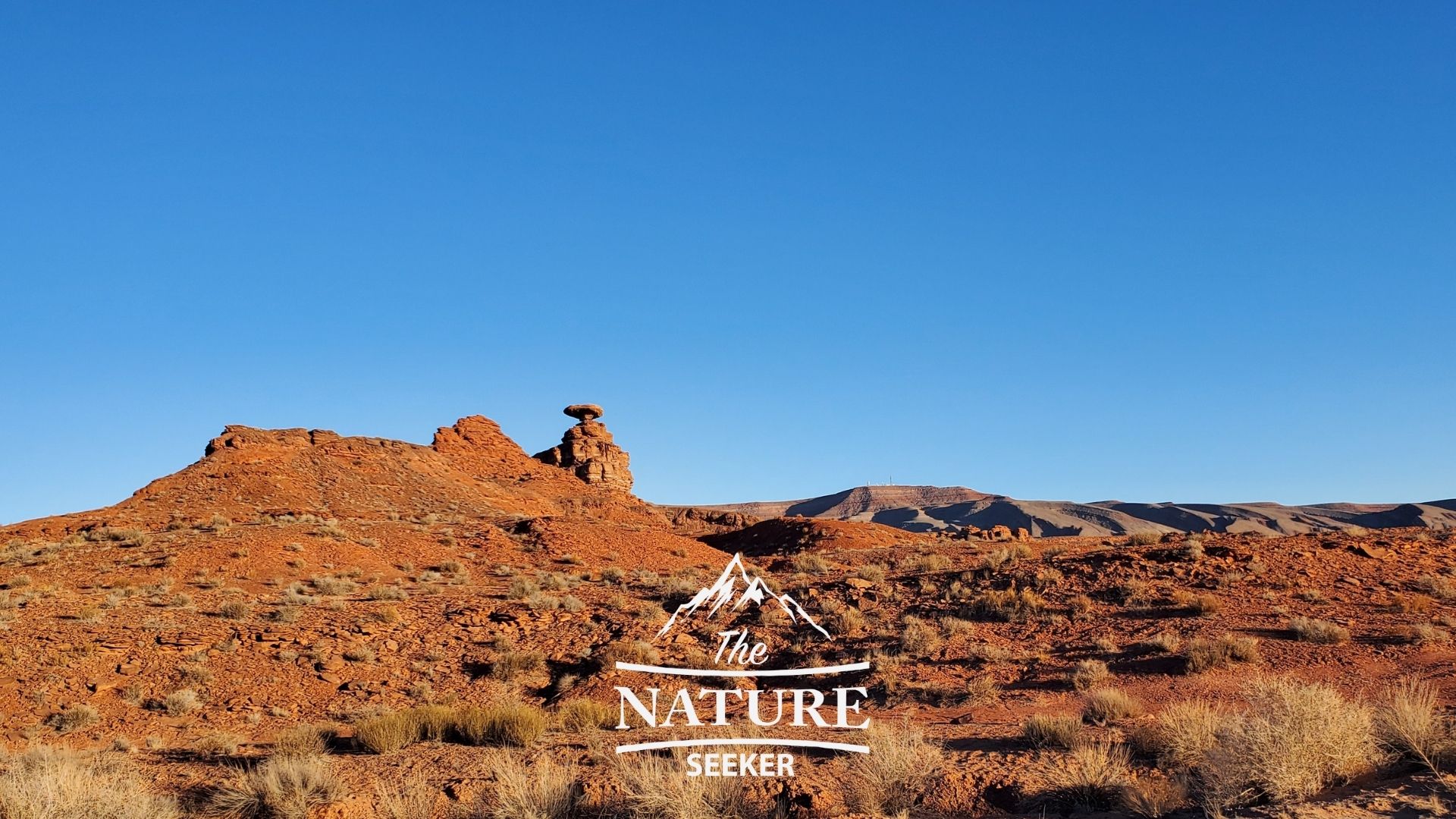 mexican hat hike near monument valley 05