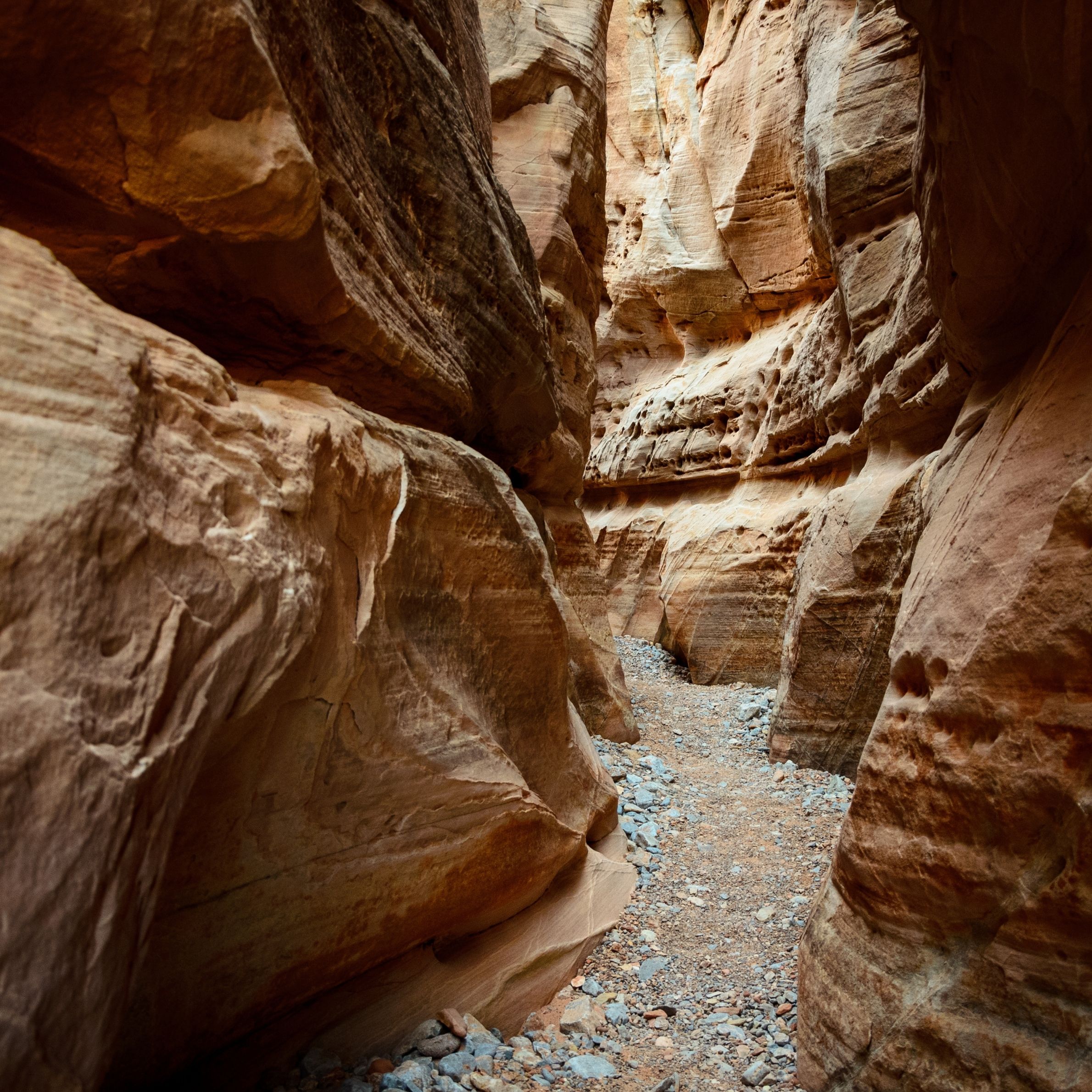 slot canyons in valley of fire state park 04