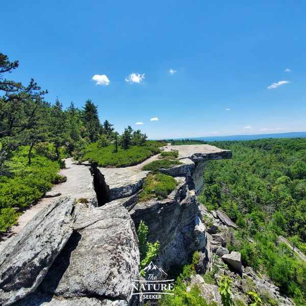 lake minnewaska state park hiking trails