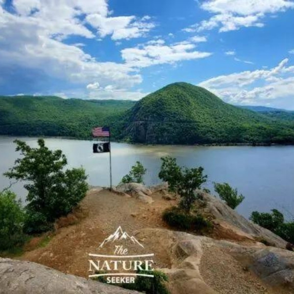 hudson highlands State Park in new york new photo 05