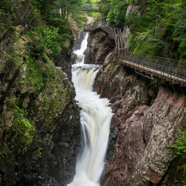 adirondack mountains high falls gorge hike