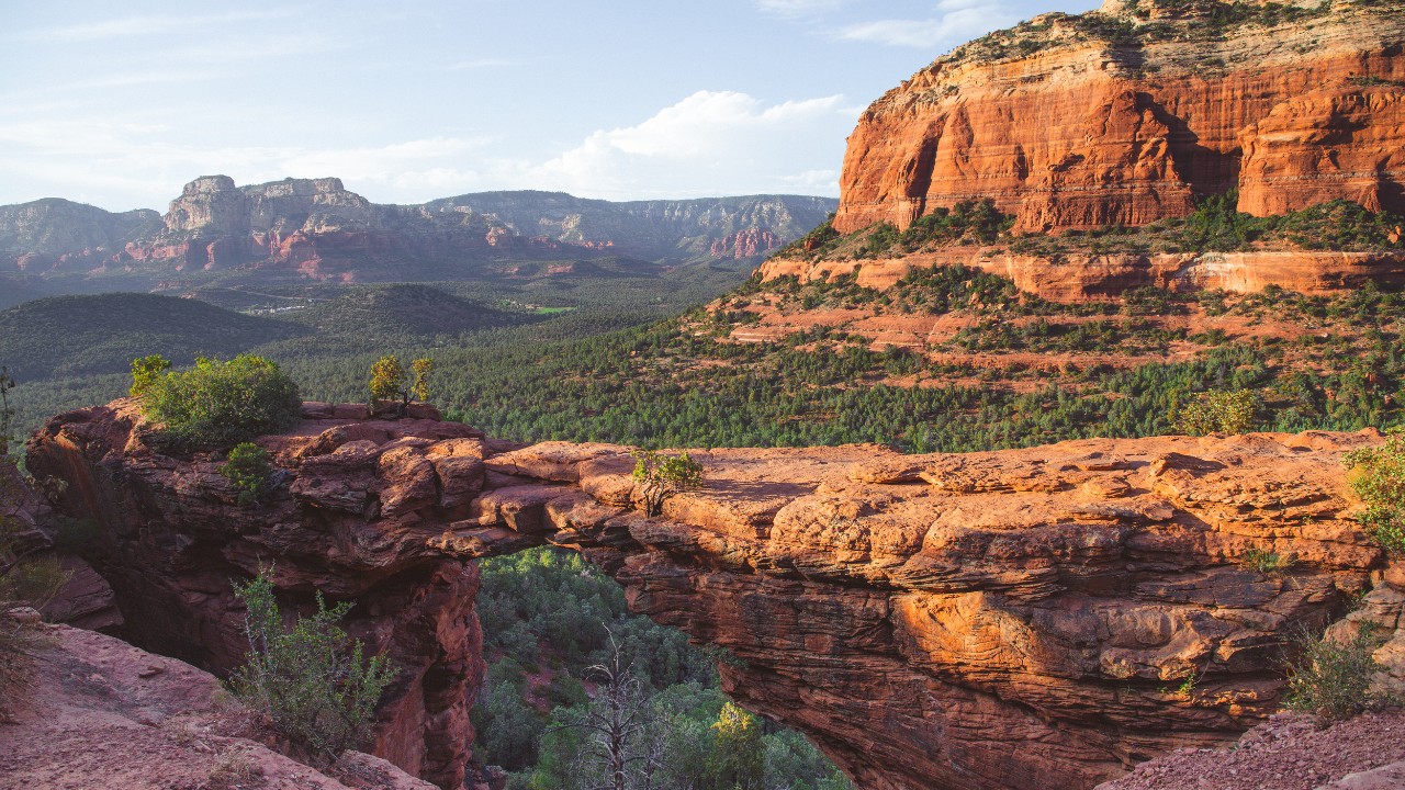 best day hikes in arizona devils bridge 03