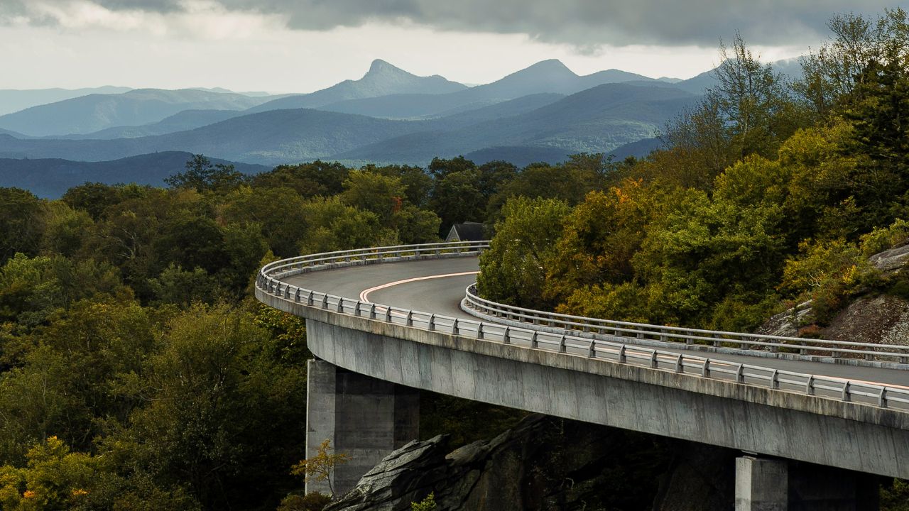 Blue Ridge Parkway: A First Time Visitor Guide