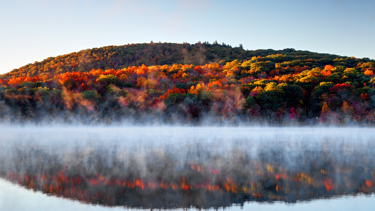 10 Best Places to See Connecticut Fall Foliage in 2024