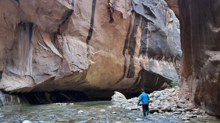 How to Hike The Narrows in Zion National Park During Winter