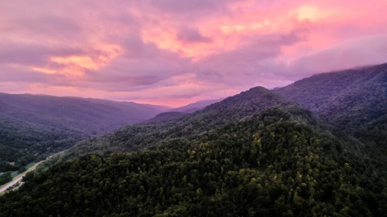 10 Kentucky Road Trip Ideas With Hidden Gems